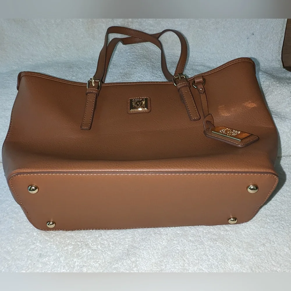 Anne Klein fashionably functional